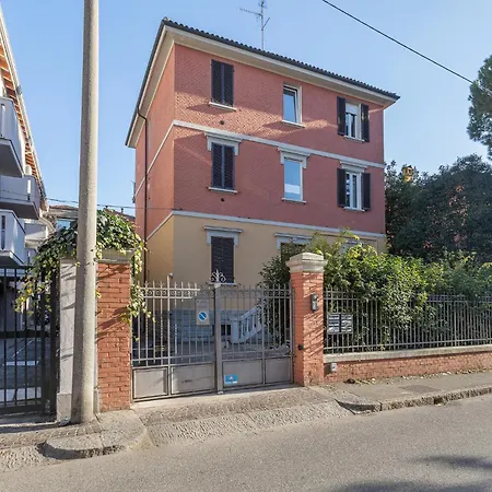 Apartment Guesthost - Sant'orsola Stylish Bologna